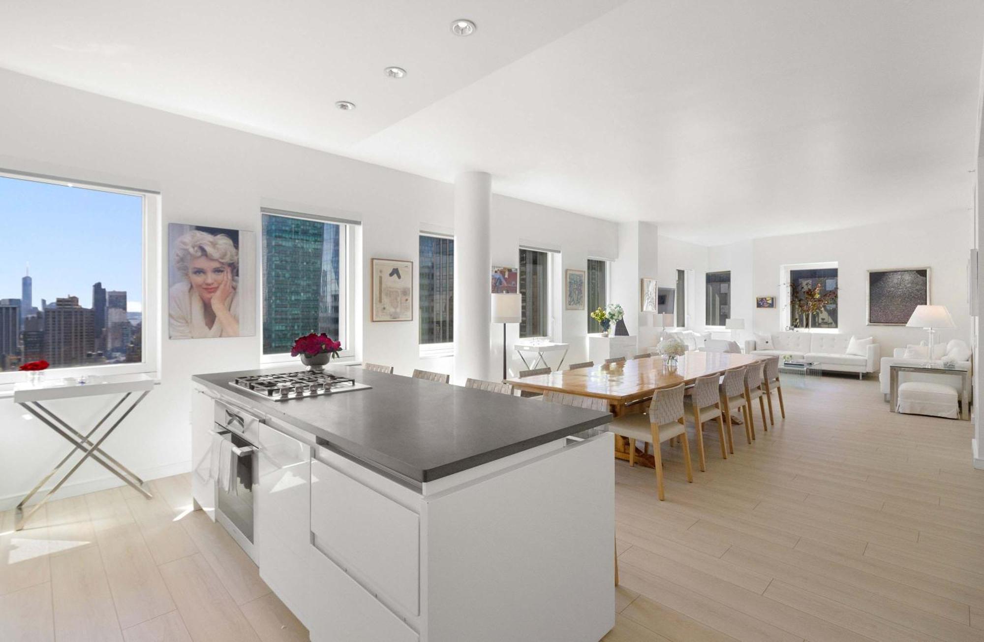 Corporate Or Luxury 4 Bedroom Penthouse Steps From Times Square Sleeps 8