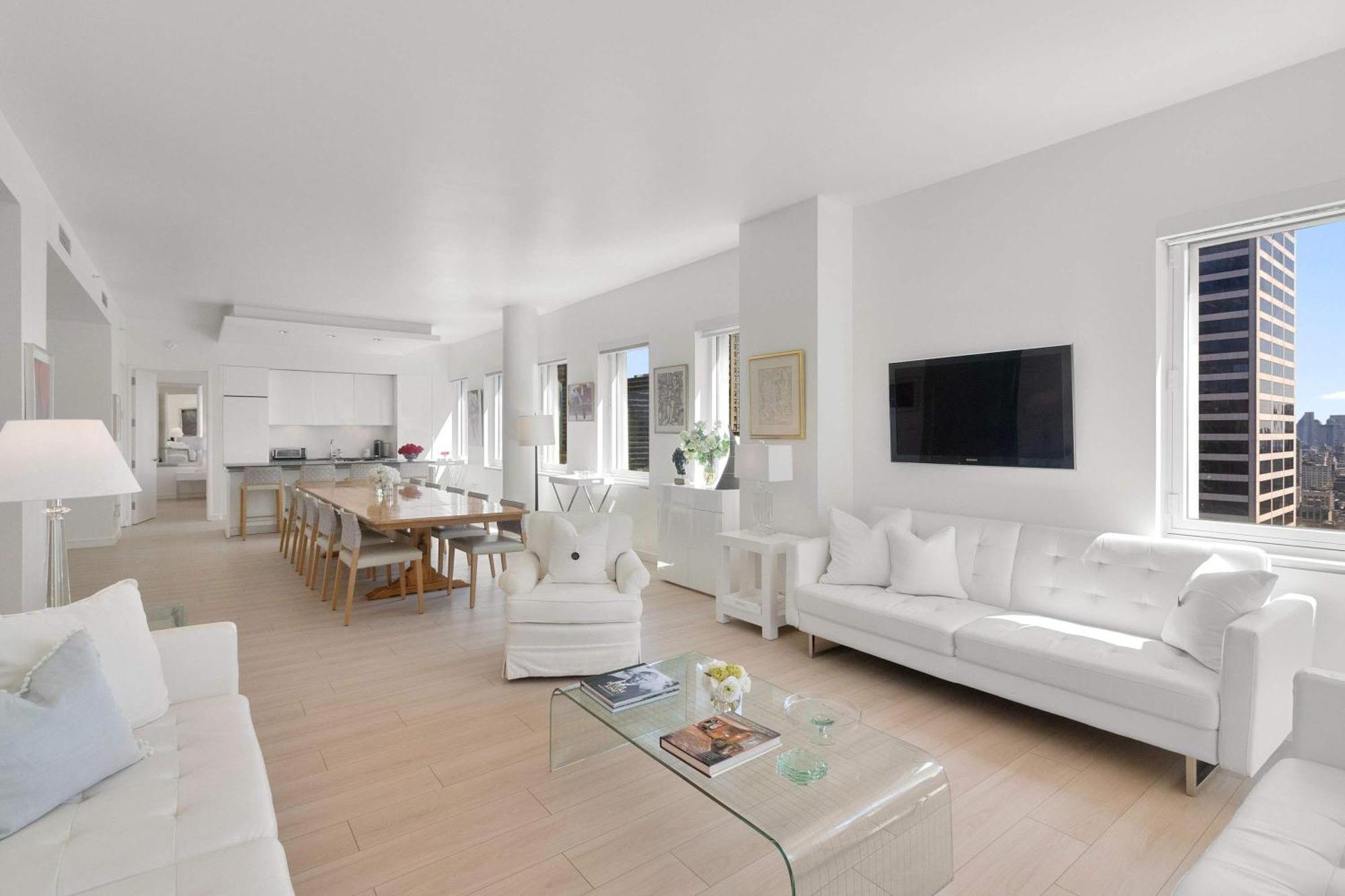 Corporate Or Luxury 4 Bedroom Penthouse Steps From Times Square Sleeps 8 *